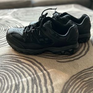 Sketchers relaxed fit comfort black steel toe work shoes